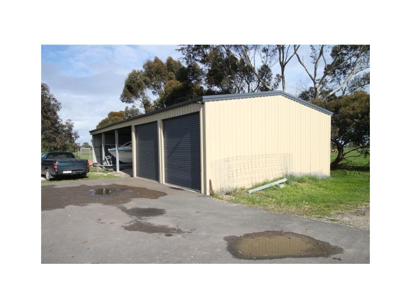175 School Road, Bayles VIC 3981