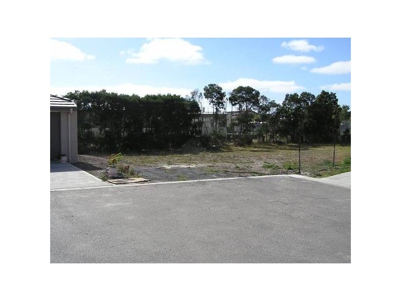 8A henry st, Koo Wee Rup VIC 3981