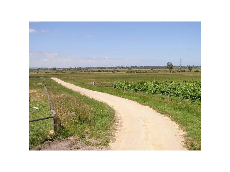 GAINSBOURUGH AVENUE, Lang Lang VIC 3984