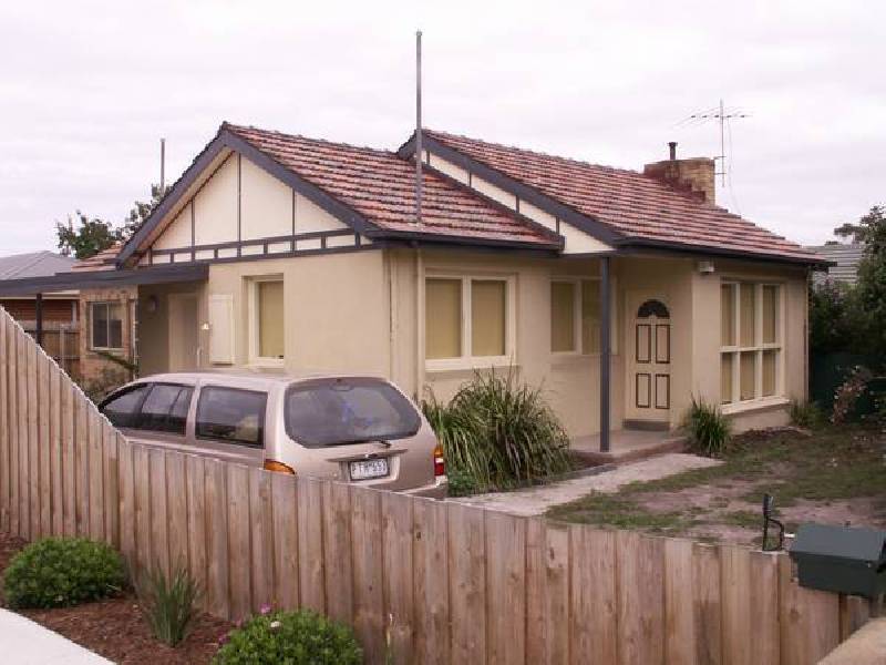 10_ Station Street, Lang Lang VIC 3984