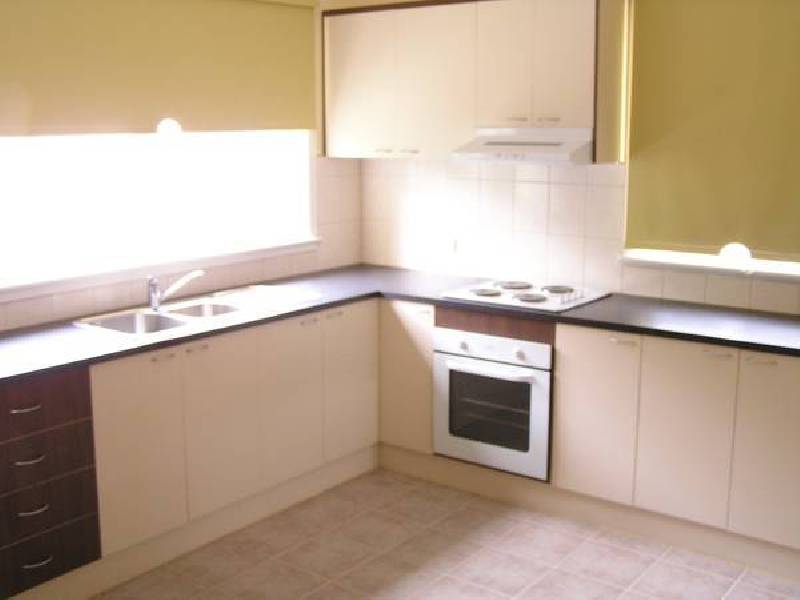 10_ Station Street, Lang Lang VIC 3984