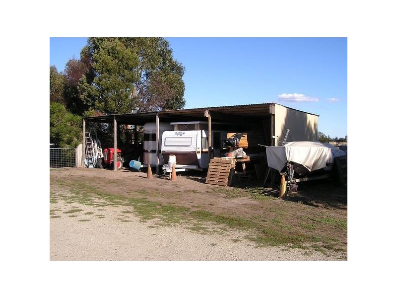 100 Landale Road, Tooradin VIC 3980