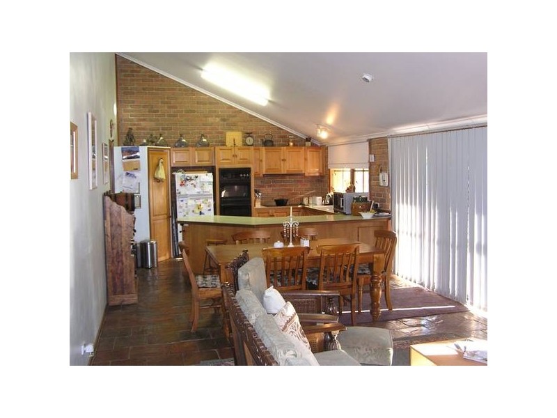 100 Landale Road, Tooradin VIC 3980