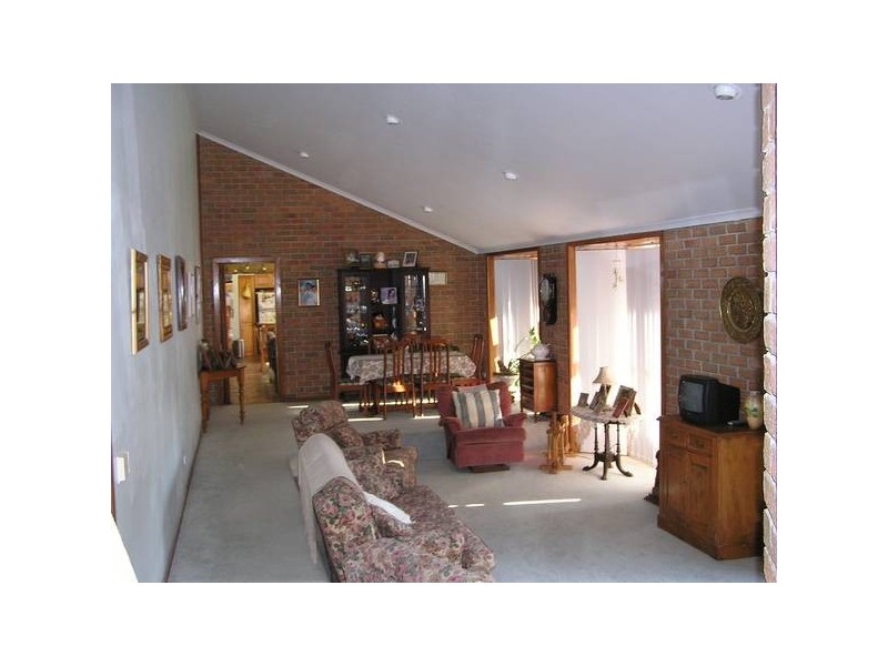 100 Landale Road, Tooradin VIC 3980