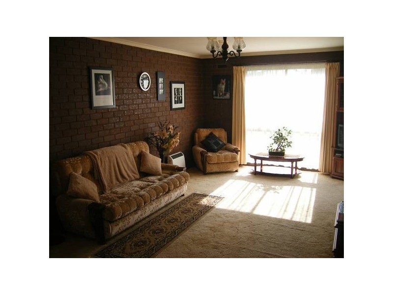 49 Henry Street, Koo Wee Rup VIC 3981