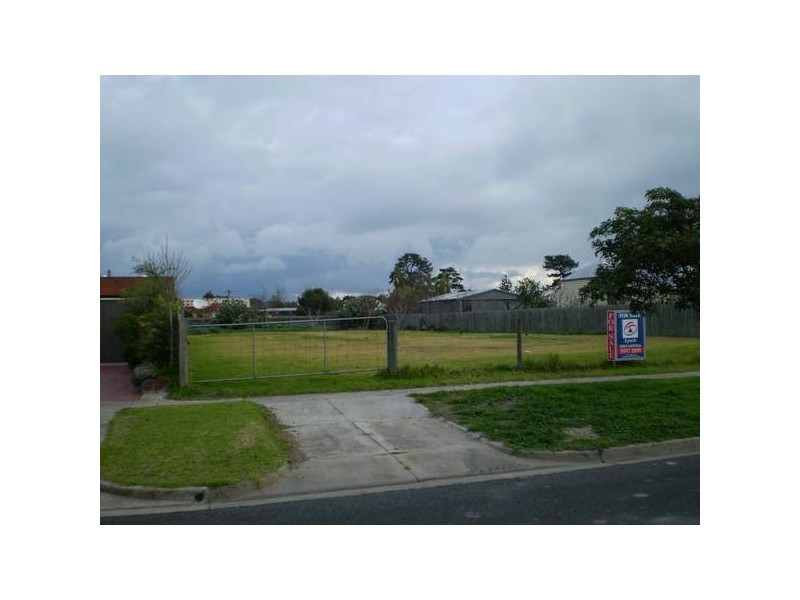 51 Gardner Street, Koo Wee Rup VIC 3981