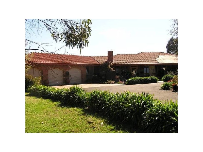 85 Railway Road, Dalmore VIC 3981