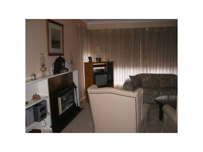 64 Henry Street, Koo Wee Rup VIC 3981