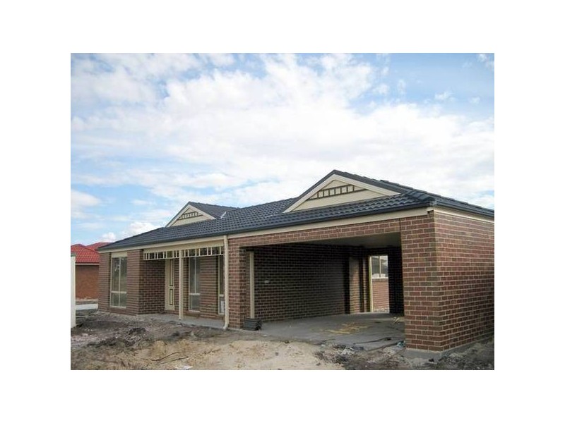 34 Charles Street, Koo Wee Rup VIC 3981