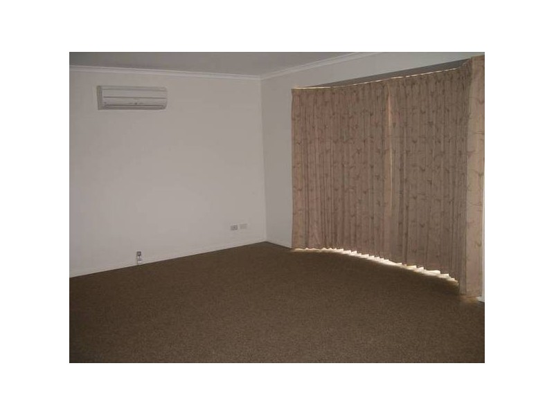 10 Henry Street, Koo Wee Rup VIC 3981