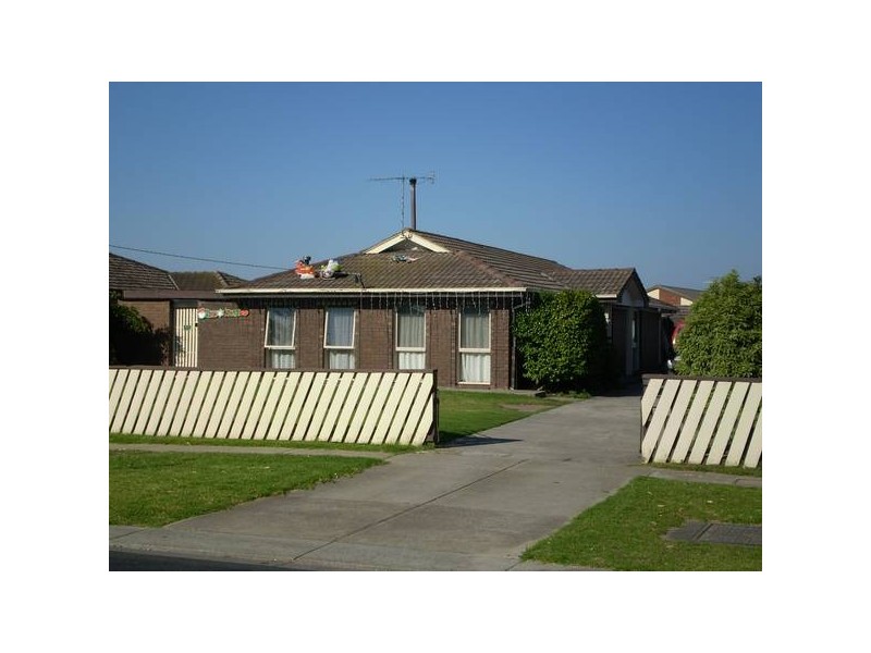 25 Sybella Rd, Koo Wee Rup VIC 3981