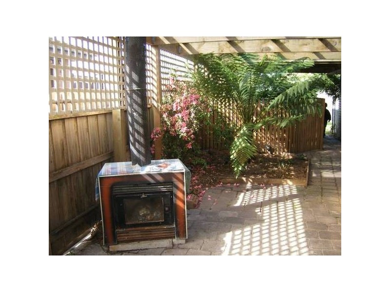 25 Sybella Rd, Koo Wee Rup VIC 3981