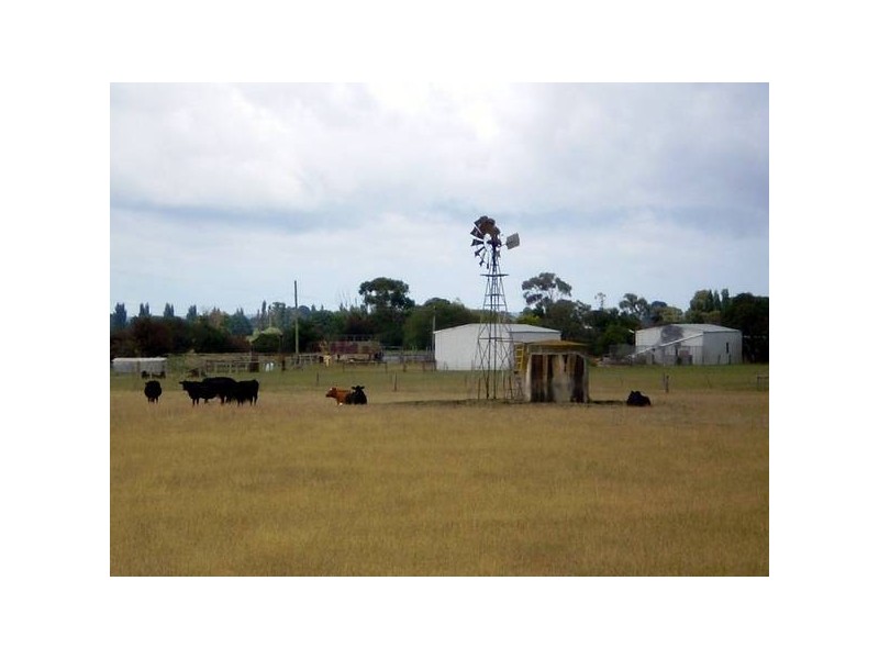 95 Adams Road, Koo Wee Rup VIC 3981