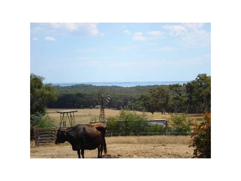 75 McKenzies Road, Nyora VIC 3987