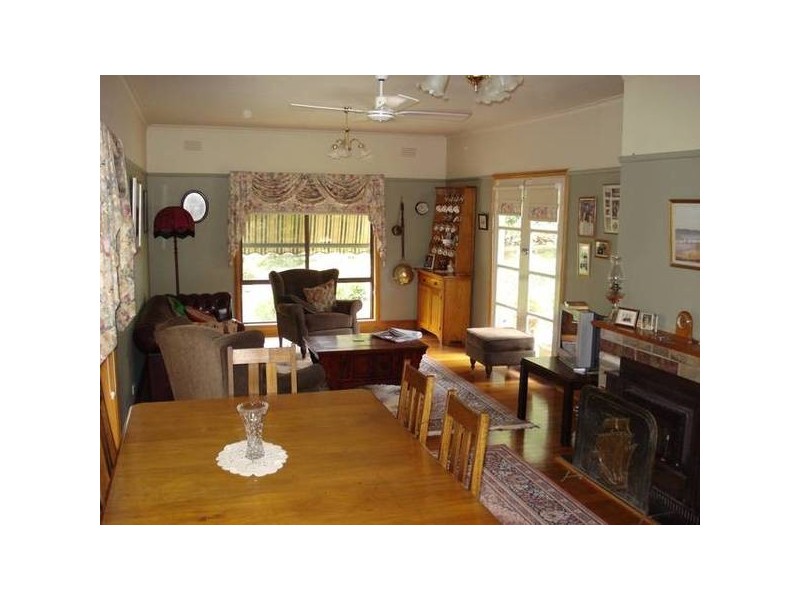 75 McKenzies Road, Nyora VIC 3987