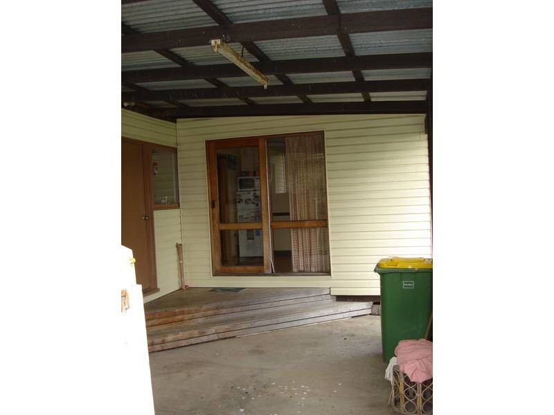 24 Sybella Avenue, Koo Wee Rup VIC 3981