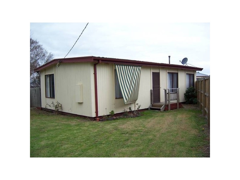 14 Mickle Street, Koo Wee Rup VIC 3981