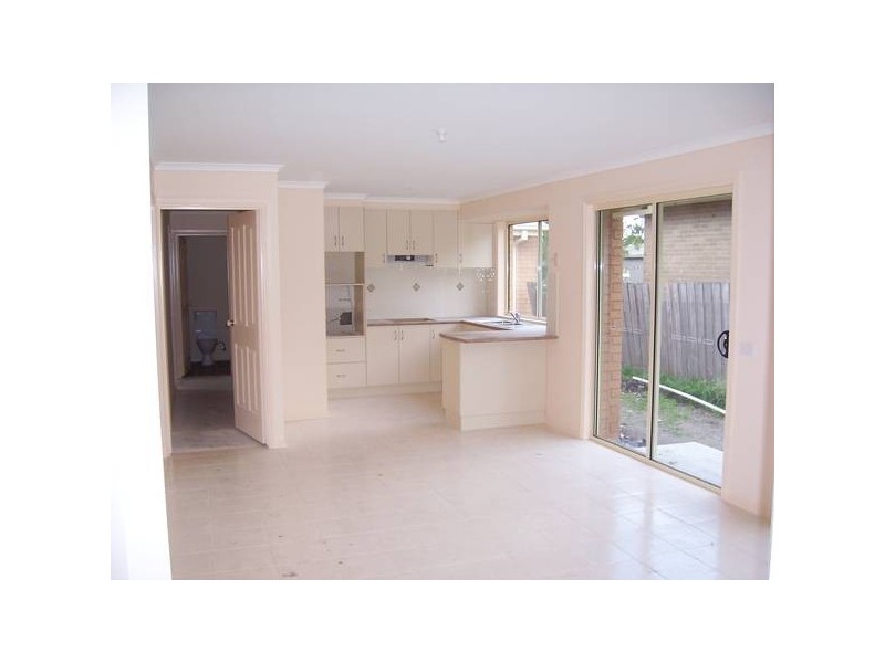 1/337 Rossiter Road, Koo Wee Rup VIC 3981