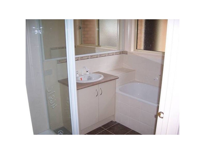 1/337 Rossiter Road, Koo Wee Rup VIC 3981