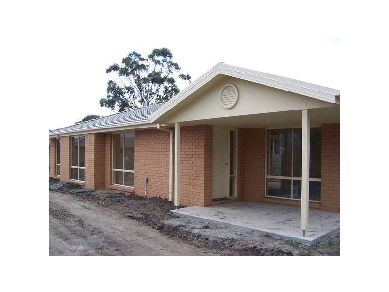 2/337 Rossiter Road, Koo Wee Rup VIC 3981