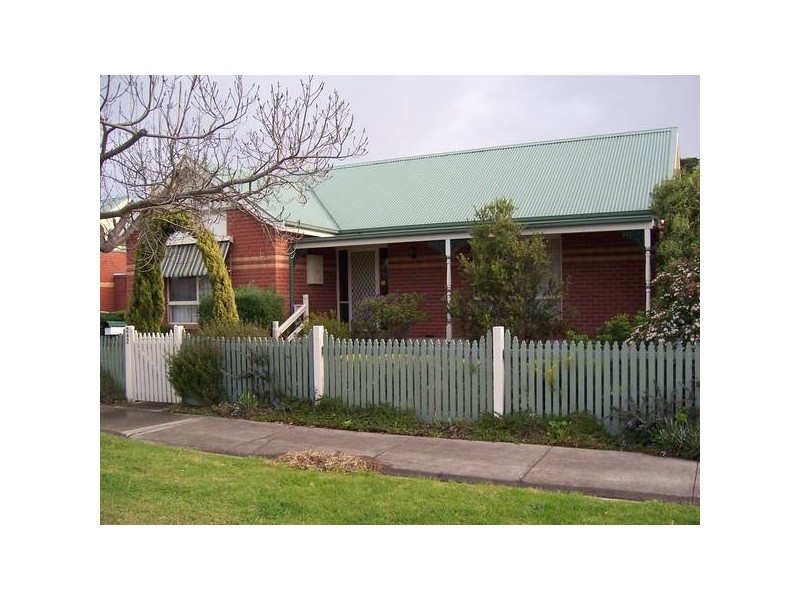 1/242 Rossiter Road, Koo Wee Rup VIC 3981