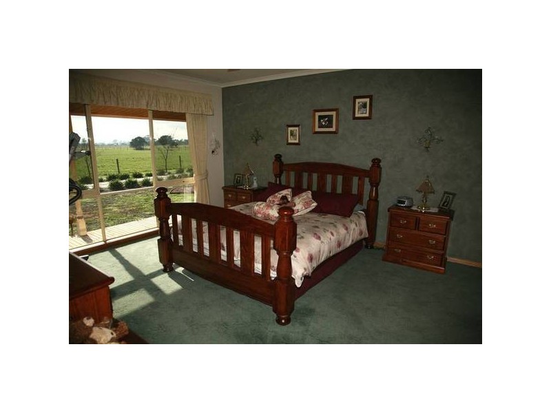 55 Hornbuckles Road, Catani VIC 3981