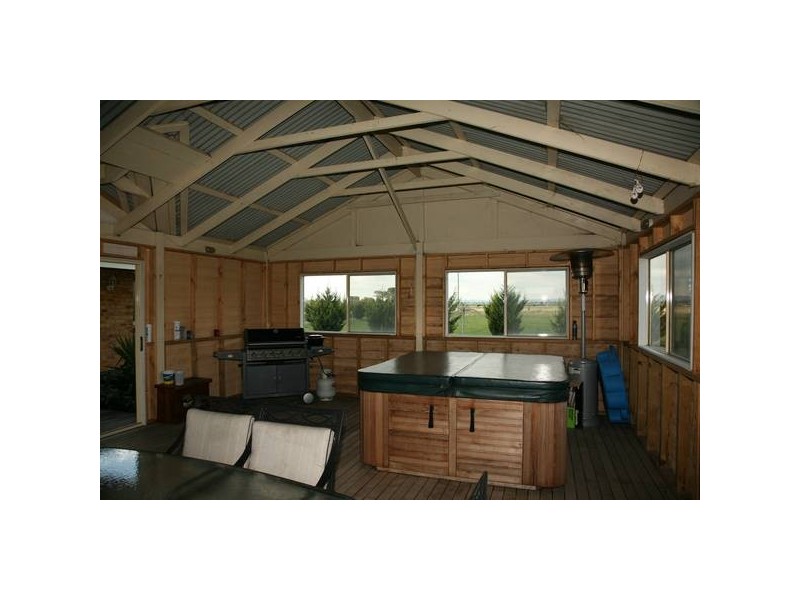 55 Hornbuckles Road, Catani VIC 3981