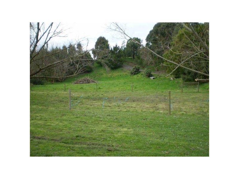 35_ Ferriers Road, Loch VIC 3945