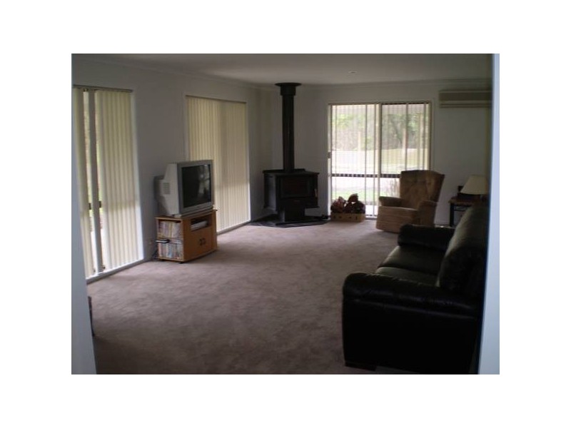 35_ Ferriers Road, Loch VIC 3945