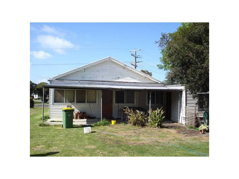 25 Moody Street, Koo Wee Rup VIC 3981