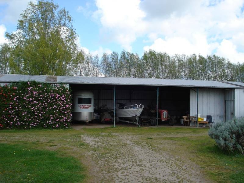 245 Hall Road, Yannathan VIC 3981