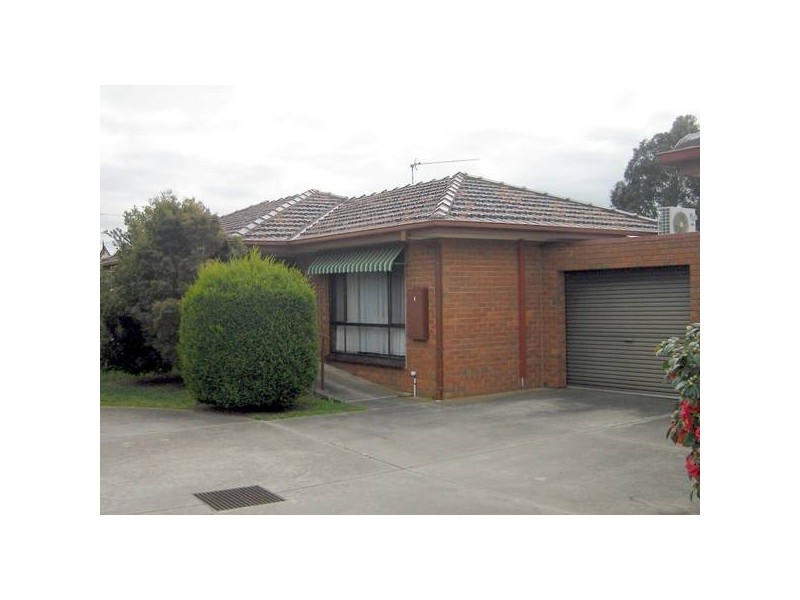 3_/15_ Mickle St, Koo Wee Rup VIC 3981