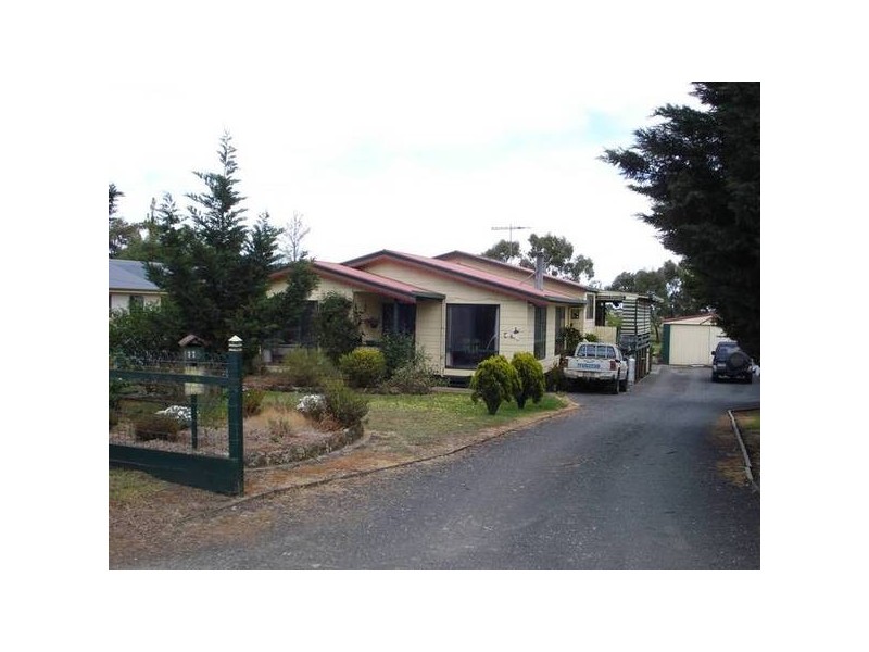 11 Bayview Road, Tooradin VIC 3980