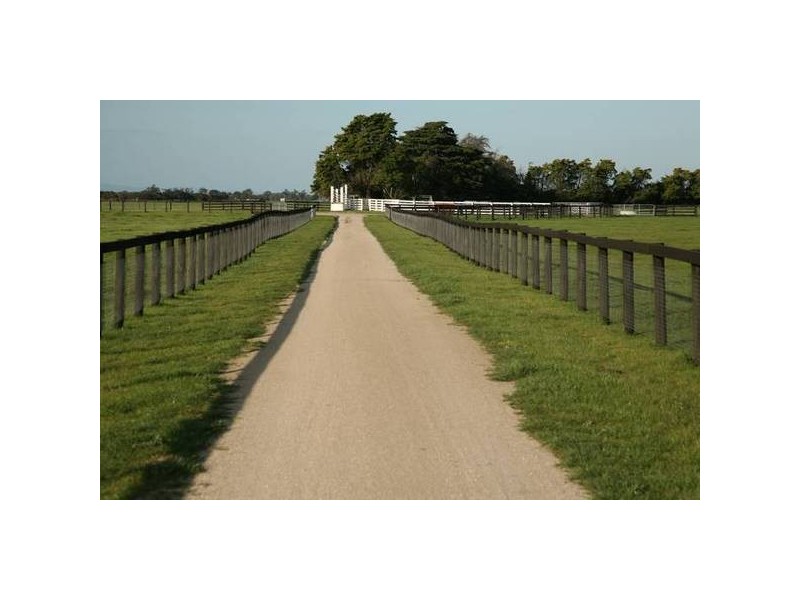 1 KooWeeRup-Longwarry Road, Koo Wee Rup VIC 3981