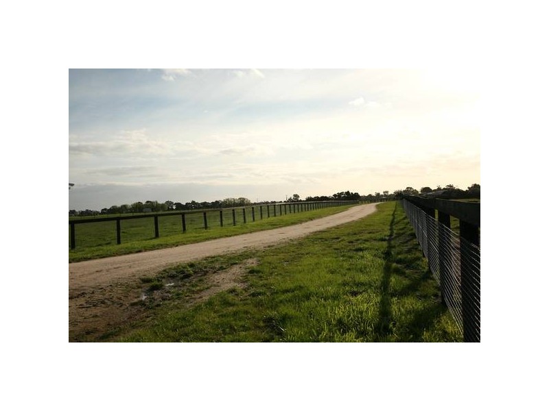 1 KooWeeRup-Longwarry Road, Koo Wee Rup VIC 3981