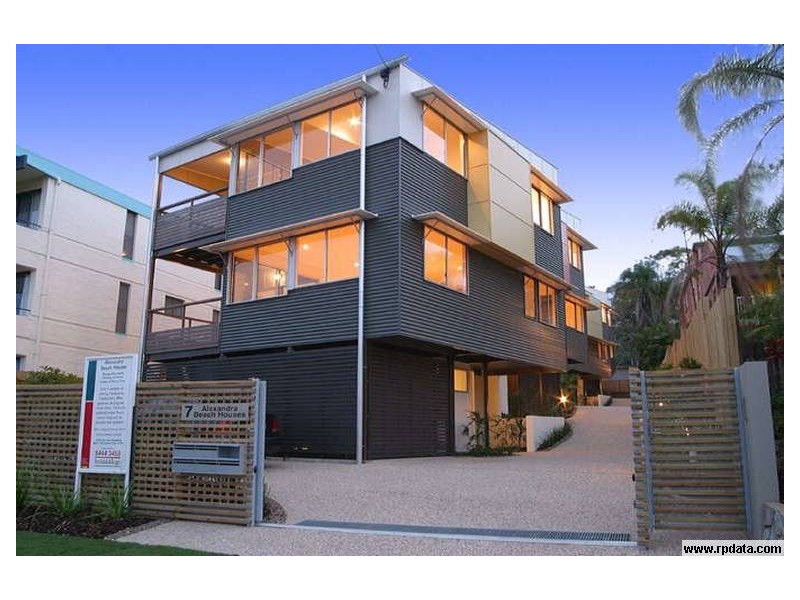 4/7 Alice Street, Alexandra Headland QLD 4572