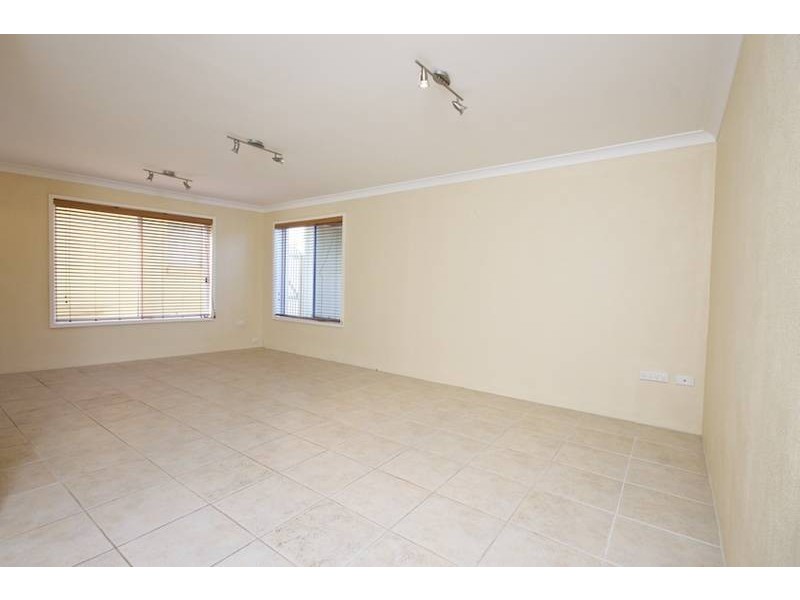 14 Gardak Street, Alexandra Headland QLD 4572