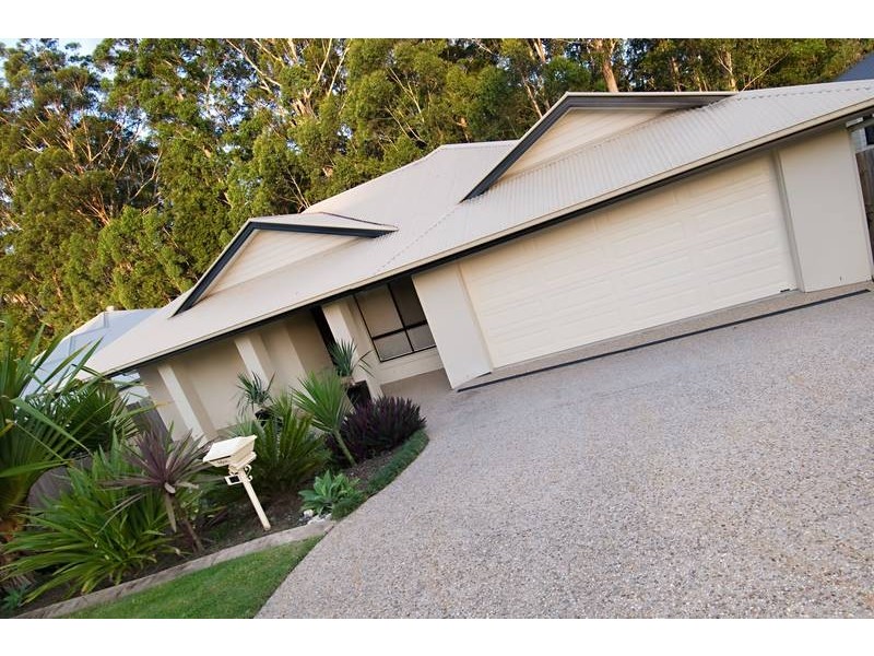 21 Yellow Cedar Place, Palmwoods QLD 4555