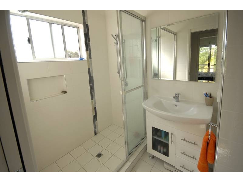 2b Admirals Court, Mooloolaba QLD 4557