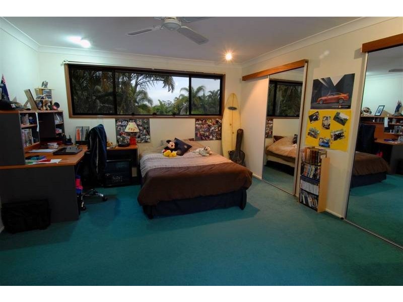 9 Molakai Drive, Mountain Creek QLD 4557