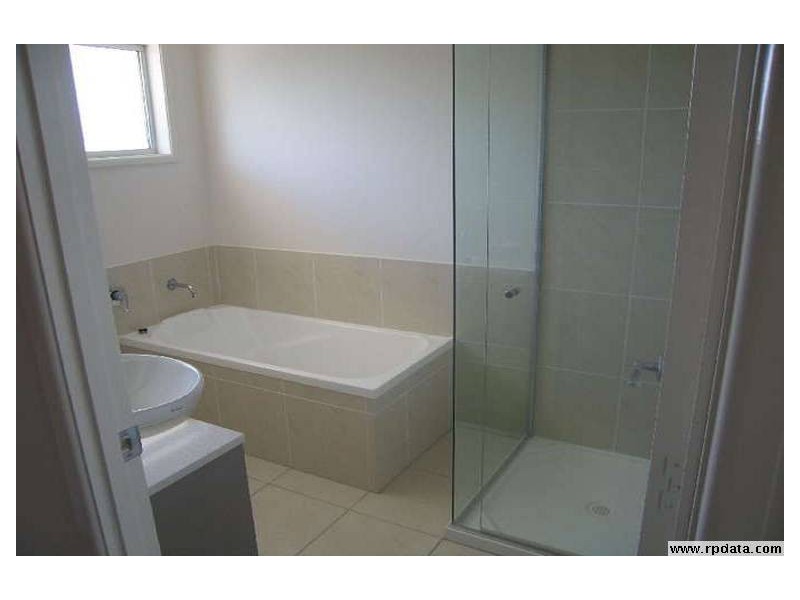 2/81 Parker Street, Maroochydore QLD 4558