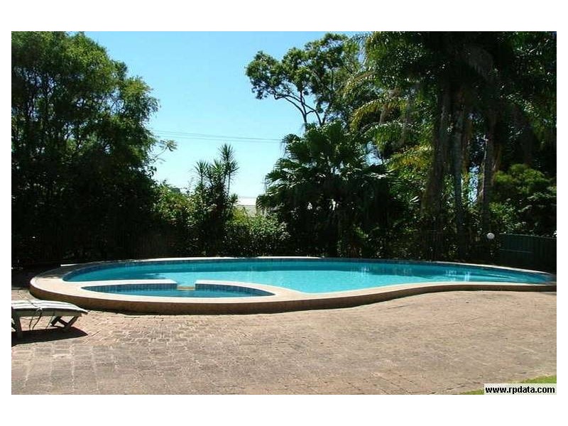 4/18 Camfield Street, Alexandra Headland QLD 4572