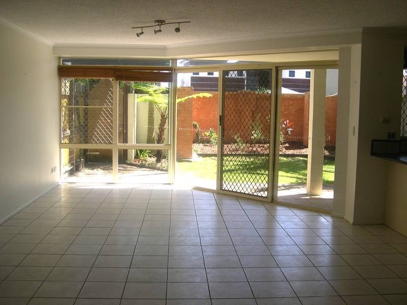 9/51-53 Buderim Avenue, Mooloolaba QLD 4557