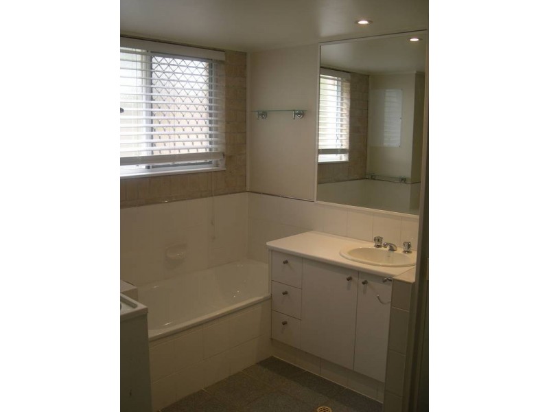 3/8 Smith Street, Mooloolaba QLD 4557