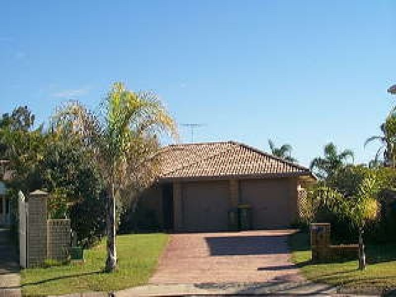 8 Lyrebird Place, Wurtulla QLD 4575