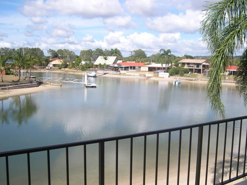 2/27 Pangarinda Place, Mooloolaba QLD 4557