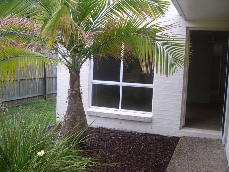 18 Honeymyrtle Court, Mountain Creek QLD 4557