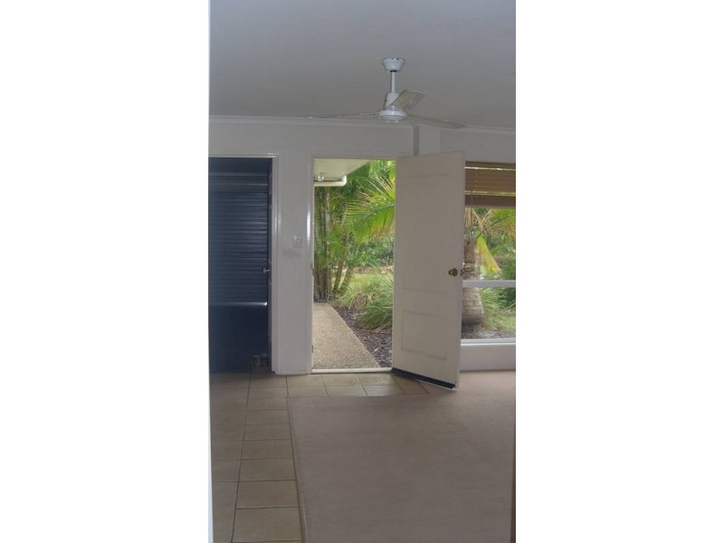 18 Honeymyrtle Court, Mountain Creek QLD 4557