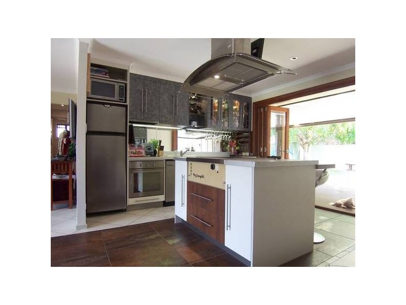 89 Amarina Avenue, Mooloolaba QLD 4557