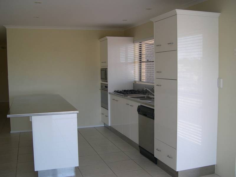 4/27 Pangarinda Place, Mooloolaba QLD 4557